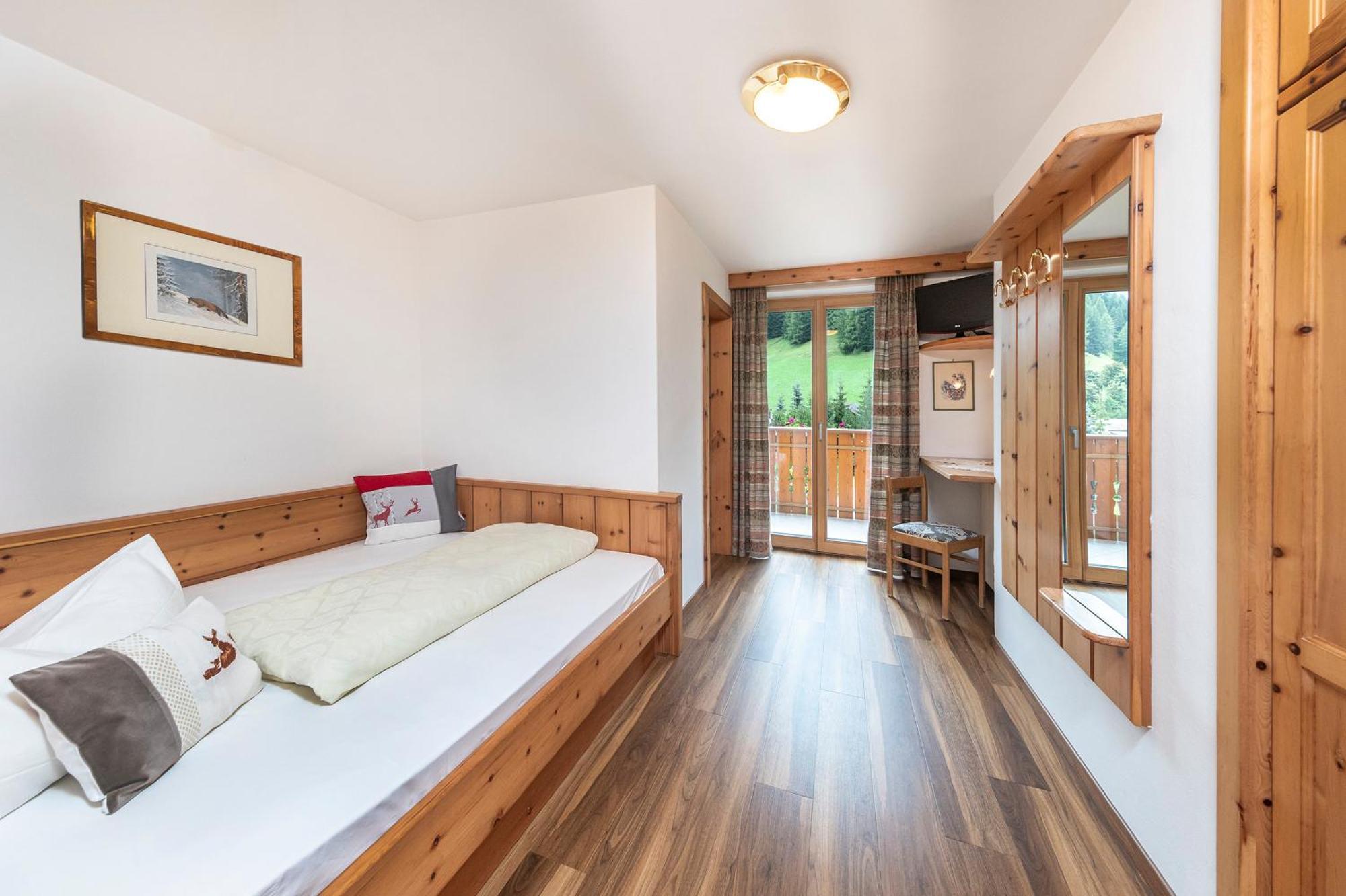 Hotel Jagdhof Selva di Val Gardena Oda fotoğraf
