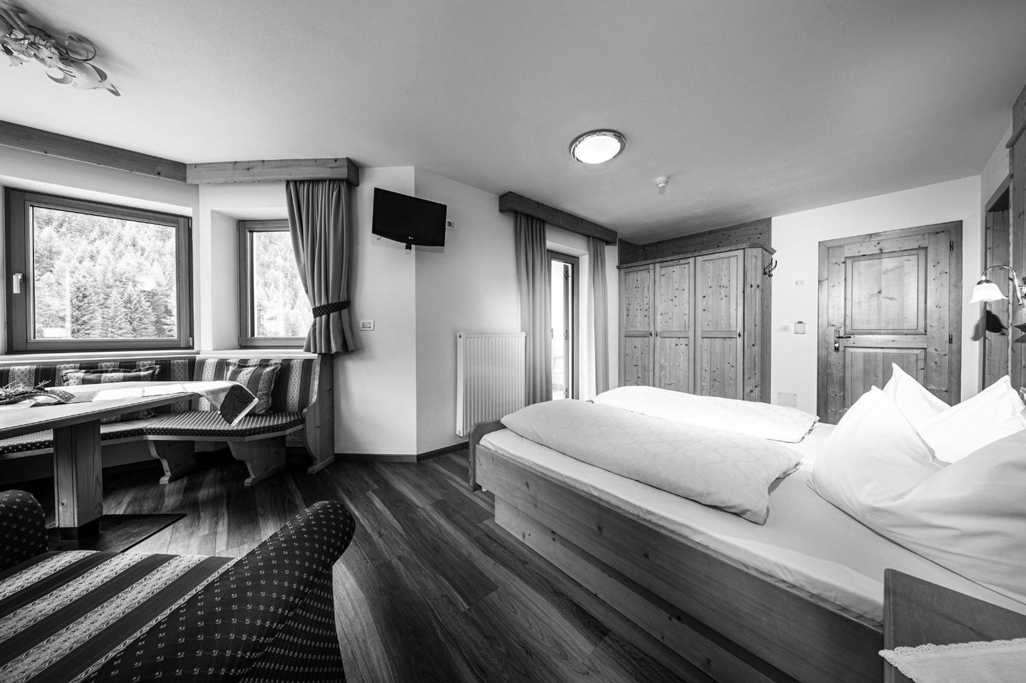 Hotel Jagdhof Selva di Val Gardena Oda fotoğraf